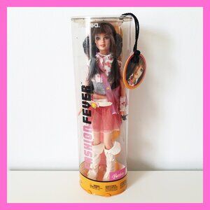 Barbie Fashion Fever Tokyo Pop Teresa Doll 2004 #H0644 Brown Hair NRFB